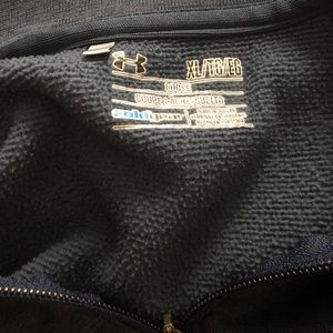 Men’s XL Under Armour dress shirt